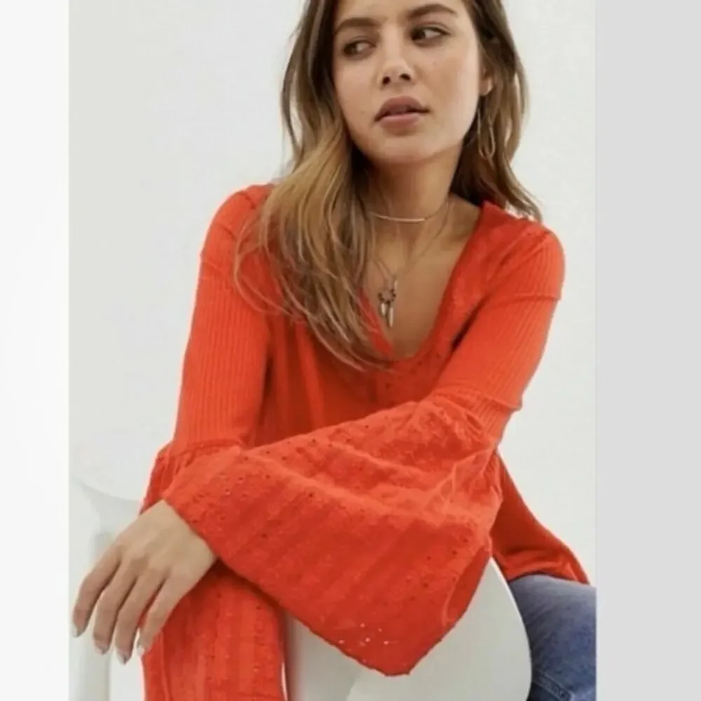 FREE PEOPLE BELL SLEVEE BLOUSE WOMENS SIZE M